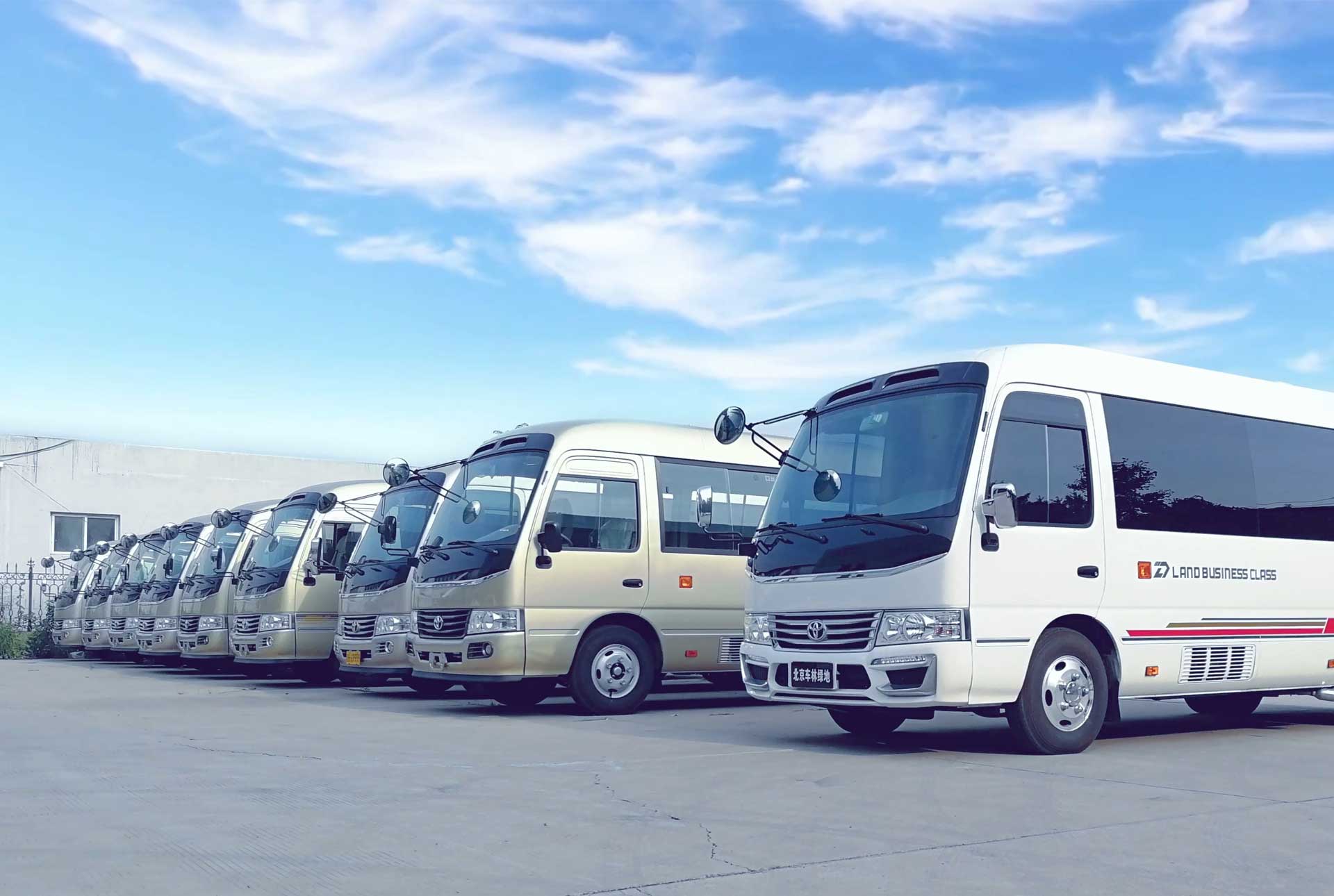 丰田考斯特豪华中巴 - 浩程租车