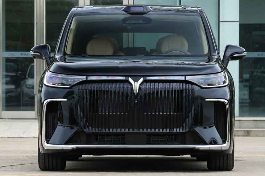 岚图梦想家7座商务包车